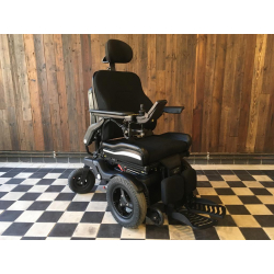 Elektrický invalidní vozík Quickie Q700 R // SU111