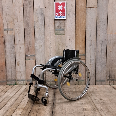 Aktivní invalidní vozík Quickie Argon2 // 38cm // JU // použitý