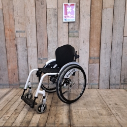 Aktivní invalidní vozík Quickie Neon  // 38cm // NH// použitý