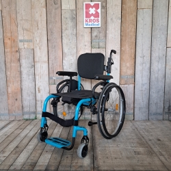 Aktivní invalidní vozík Quickie Helium// 42 cm //zánovní