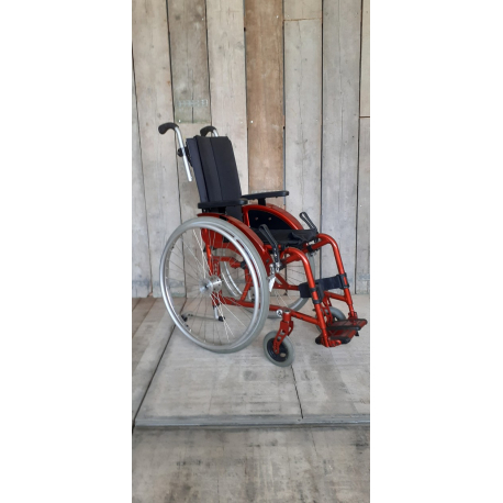 Aktivní invalidní vozík Meyra Ring X2 // 28 cm // QP, zánovní