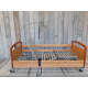 Polohovací postel s dřevěnými bočnicemi a dřevěnými čely-Vermerien