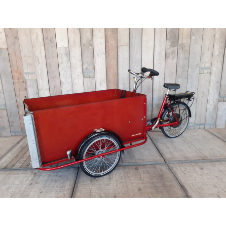 T'mannetje cargo bike // kolo pro přepravu dětí s elektrickým pohonem