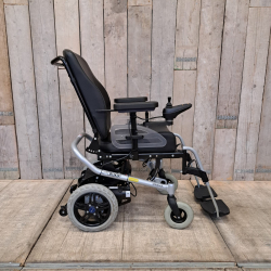 Elektrický invalidní vozík Ottobock A200