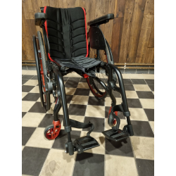 Aktivní invalidní vozík Quickie Xenon 2SA // 34cm // SU11, zánovní