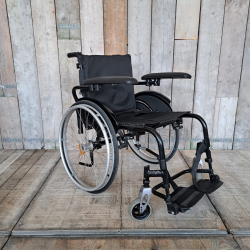 Aktivní invalidní vozík Quickie Argon // 48cm // NF