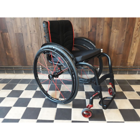 Aktivní invalidní vozík Quickie Helium 40cm// SU52