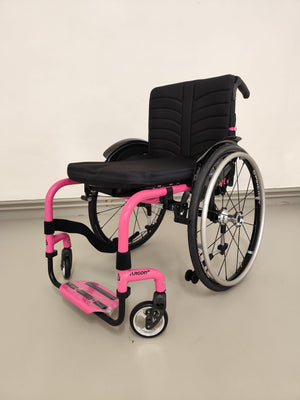 Aktivní vozík QUICKIE Argon 2  šířka sedu 46 cm