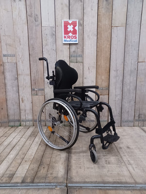 Aktivní vozík Quickie Xenon - AI - lehce použitý - skládací - šíře sedu 38cm