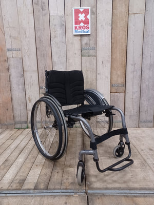 Aktivní vozík Quckie Argon 2 - AM - použitý lehce - pevný rám - šíře sedu 46cm