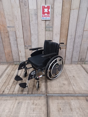 Mechanický vozík Handicare Exigo 30 s pohonem Whelldrive - 01 - zánovní - skládací