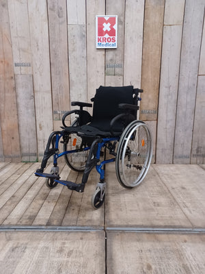 Aktivní vozík Quickie Neon - BC - lehce použitý - skládací - šíře sedu 48cm