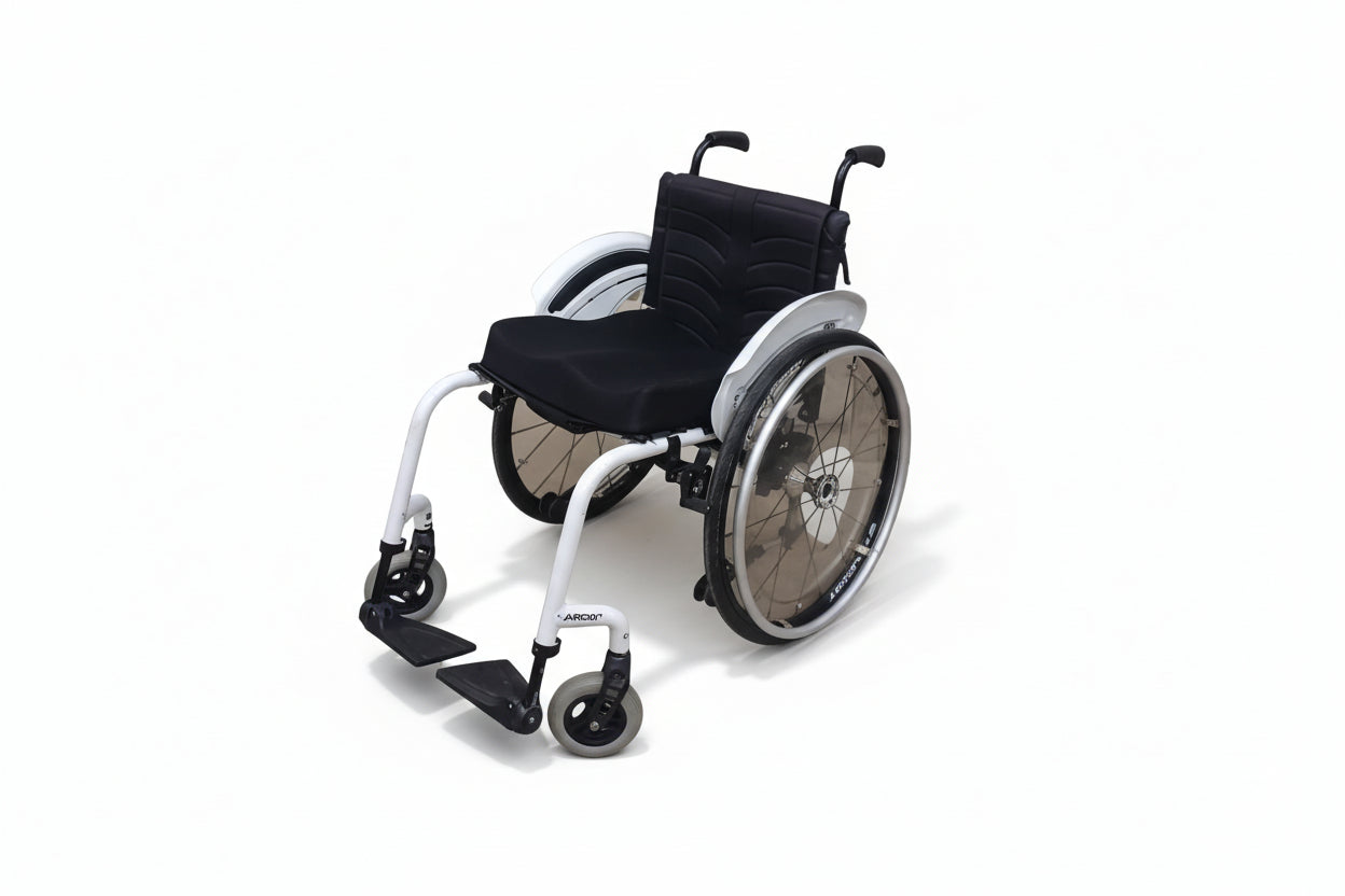 Aktivní vozík Quickie Argon 2 // šs44cm // BH //
