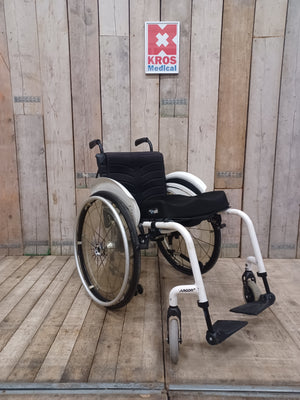 Aktivní vozík Quickie Argon 2 - BH - použitý - pevný rám - šíře sedu 44cm