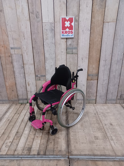 Aktivní vozík Quickie Helium - BJ - použitý - pevný rám - šíře sedu 42cm