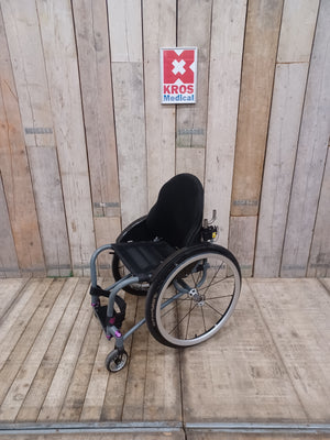 Aktivní vozík RGK - JT - lehce použitý - pevný rám - šíře sedu 34cm