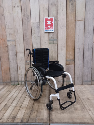 Aktivní vozík Quickie Argon 2 - MQ - zánovní - pevný rám - šíře sedu 40cm