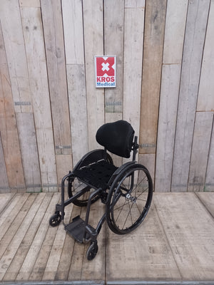 Aktivní vozík TNS Activator 2.5 - QK - lehce použitý - pevný rám - šíře sedu 40cm