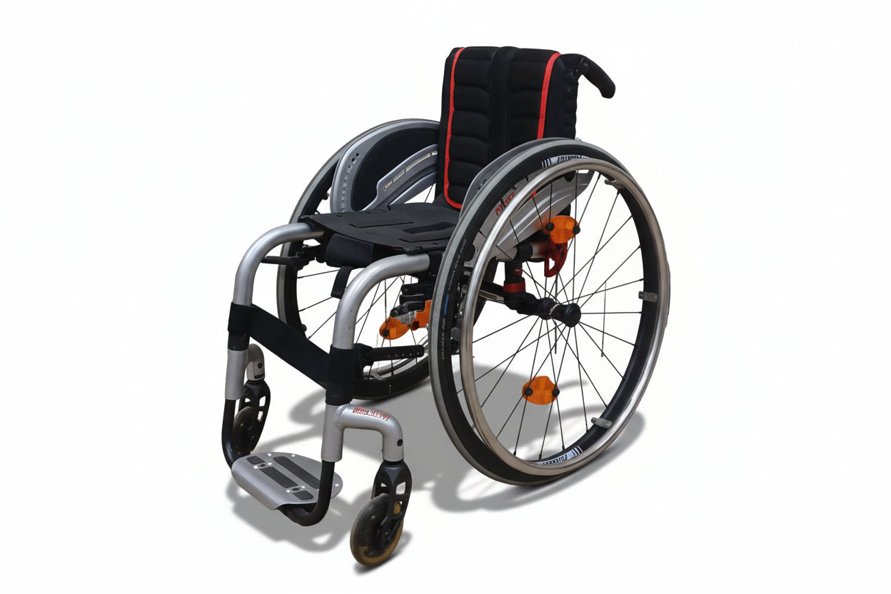 Aktivní vozík Quckie Helium // šs32cm // SU3 //