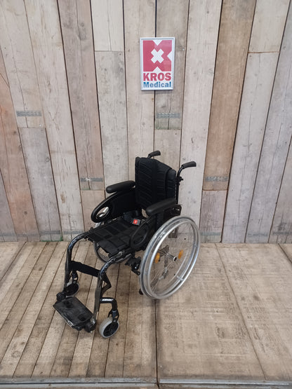 Aktivní vozík Quickie Xenon 2 - SU13 - zánovní - skládací -