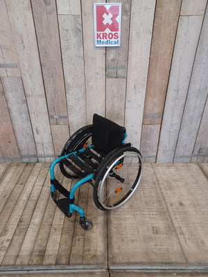 Aktivní vozík Quickie Helium - SU67 - zánovní - pevný rám -