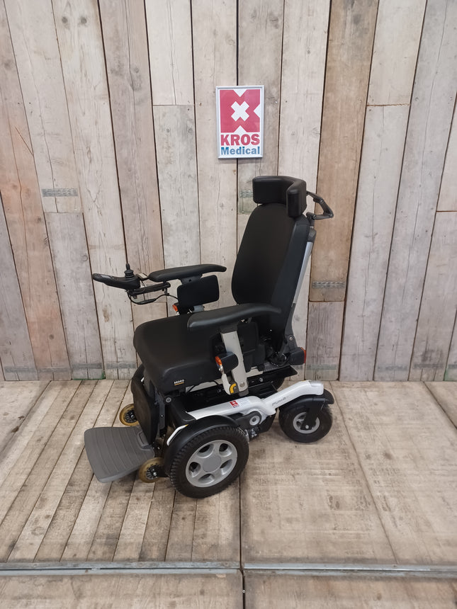 Elektrický invalidní vozík Handicare Puma 40 - 03P40 - zánovní - přední náhon