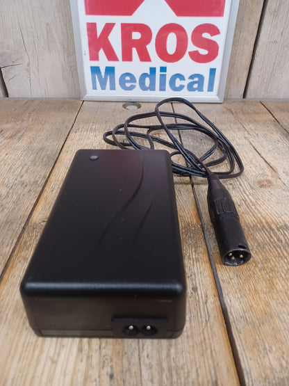 Nabíječka Mascot 36V 1,6A pro gelové baterie - repasovaná -