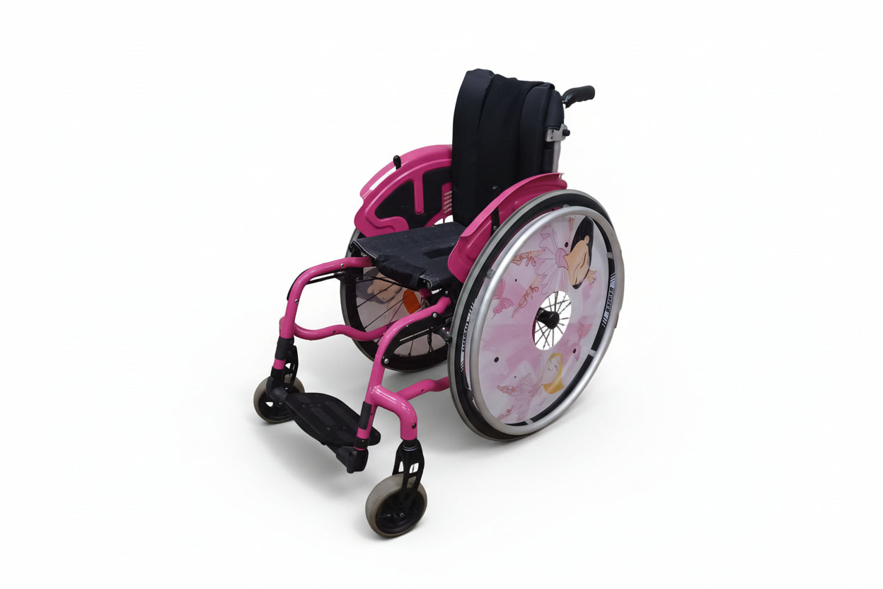 Aktivní vozík Quickie Youngster3   Šíře sedu 30cm
