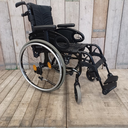 Aktivní vozík Quickie Neon 2 - VK - zánovní - skládací -