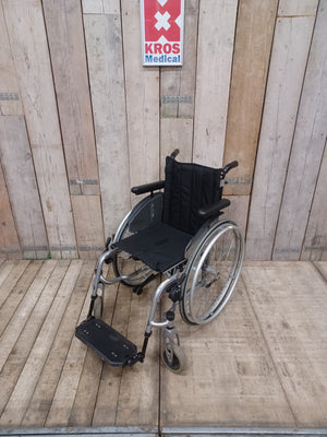 Aktivní vozík Quickie Youngster 3 - VU - lehce použitý - skládací rám -