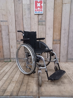 Aktivní vozík Quickie Youngster 3 - VU - lehce použitý - skládací rám -