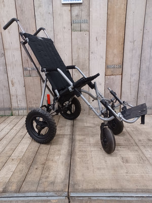 Reha kočárek Convaid Cruiser - zánovní - skládací - 01 -