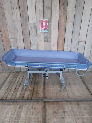 Sprchovací lehátko Concerto a Basic dětské - hydraulické - repasované -