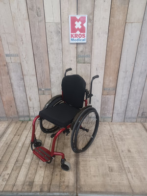 Aktivní vozík Quickie Helium - SU68 - zánovní - pevný rám -