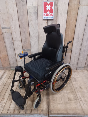 Mechanický vozík QUICKIE Helix 2 s pohonem AAT Max-E // 01 //