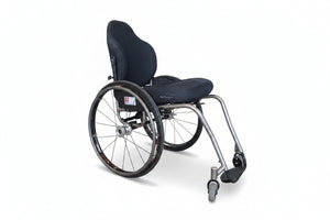 Aktivní vozík Hi Lite HLT3101 – titanový rám, šíře sedu 42 cm