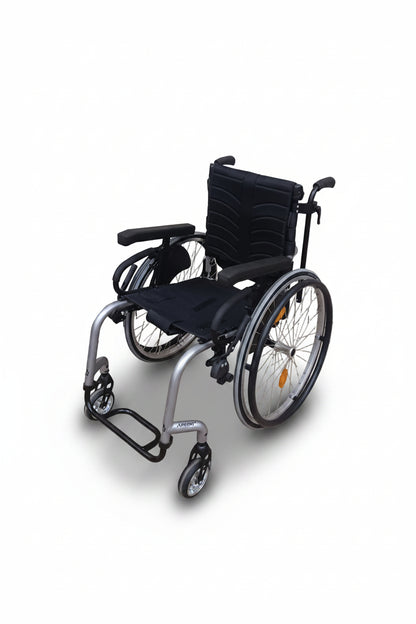 Aktivní vozík Quickie Argon 2     šířka  sedu 40cm