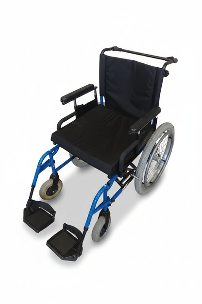 Aktivní vozík Quickie M6 // šs56cm // AV // bariatric typ