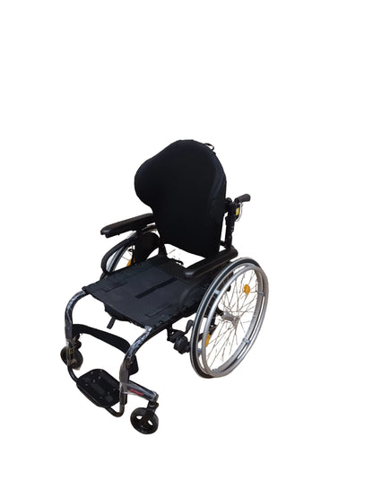 Aktivní vozík QUICKIE NITRO // šs44cm // RW //