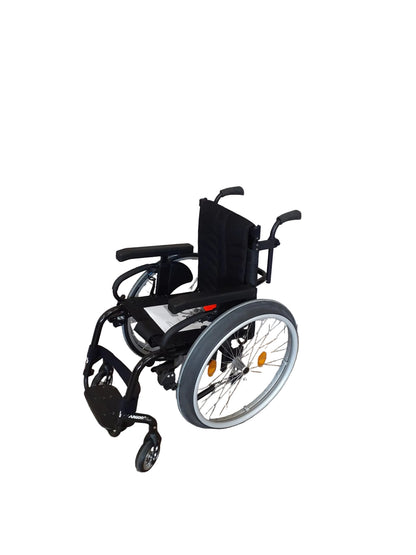 Aktivní vozík Quickie Argon 2 // šs38cm // AK // nový