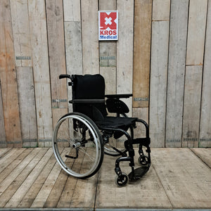 Aktivní vozík Quickie Argon 2 - RP - lehce použitý - pevný rám -