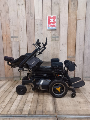 Permobil F5 stojící