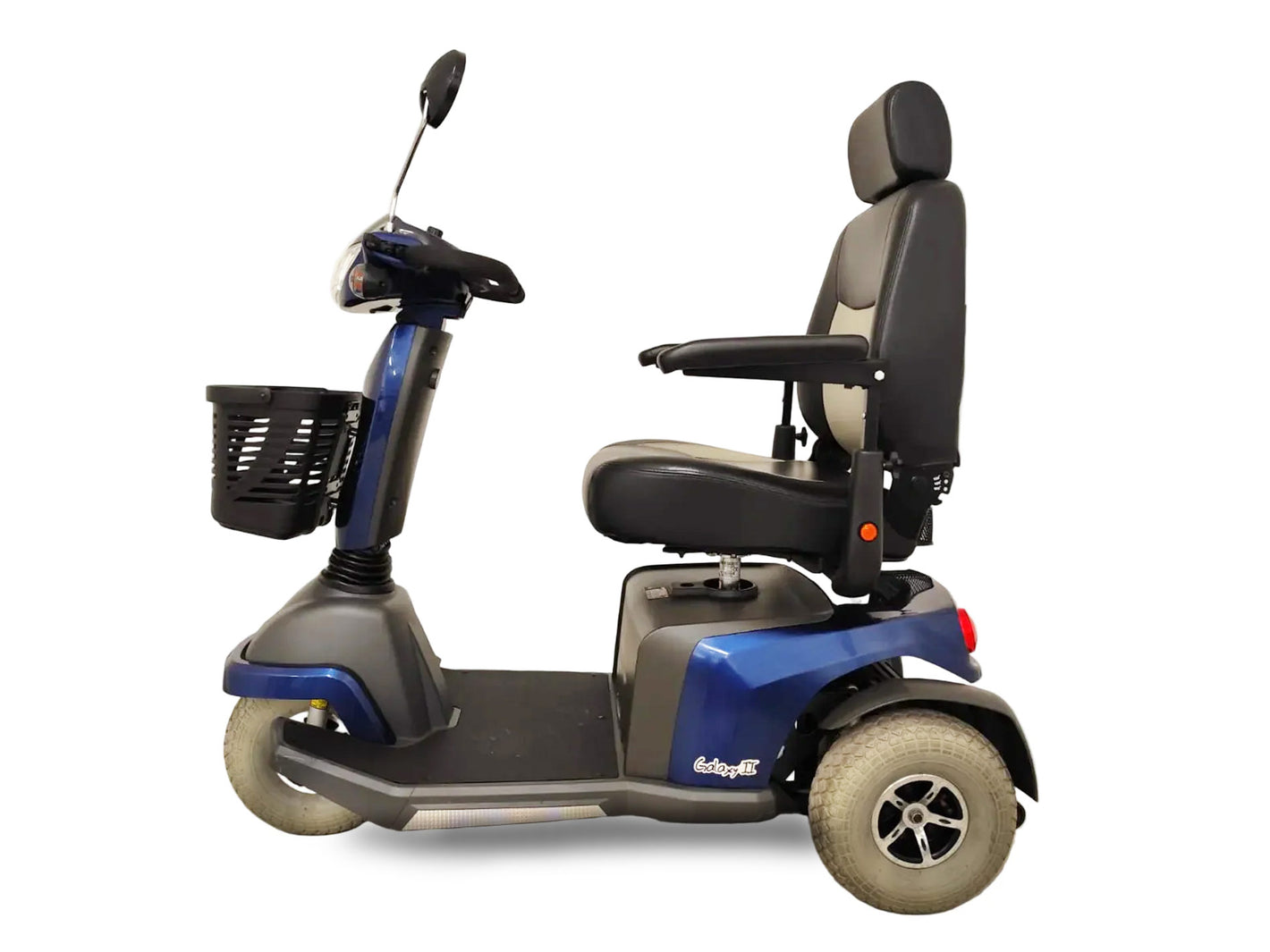 Tříkolový skútr Excel galaxy 2 repasovaný